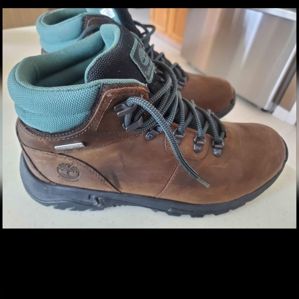 Timberland womans hiking boots